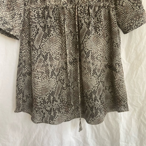 Aritzia Babaton Bennett Snake Print Silk Dress Size XS - Picture 8 of 16